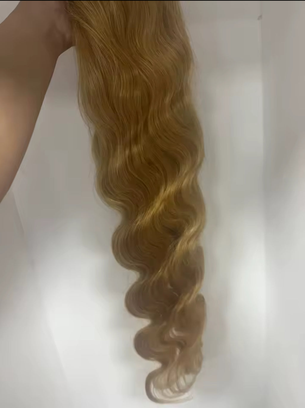 100% Human Hair 28 Inches Body Wave #27 Honey Blonde