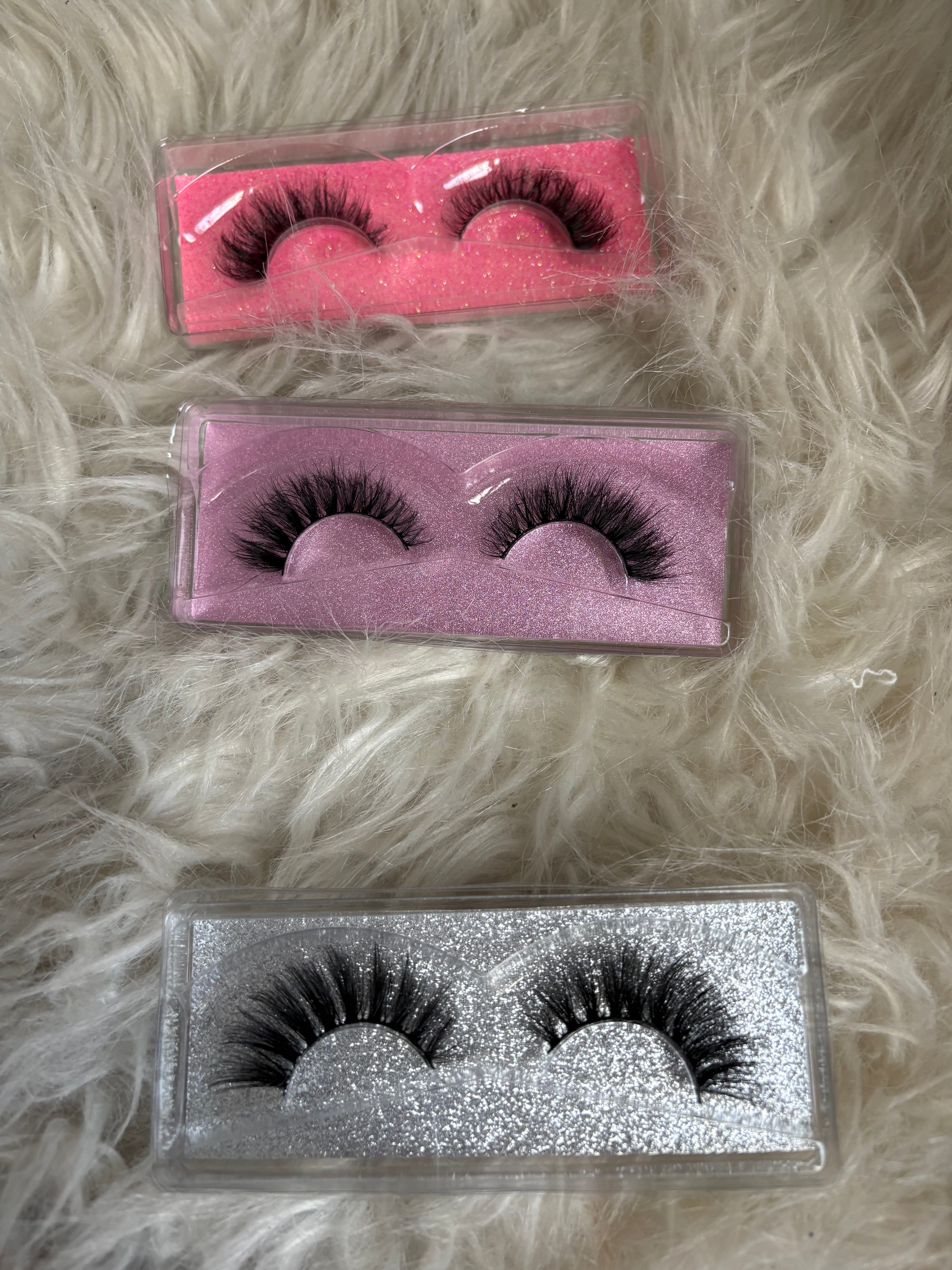 FAUX 3D MINK EYELASHES